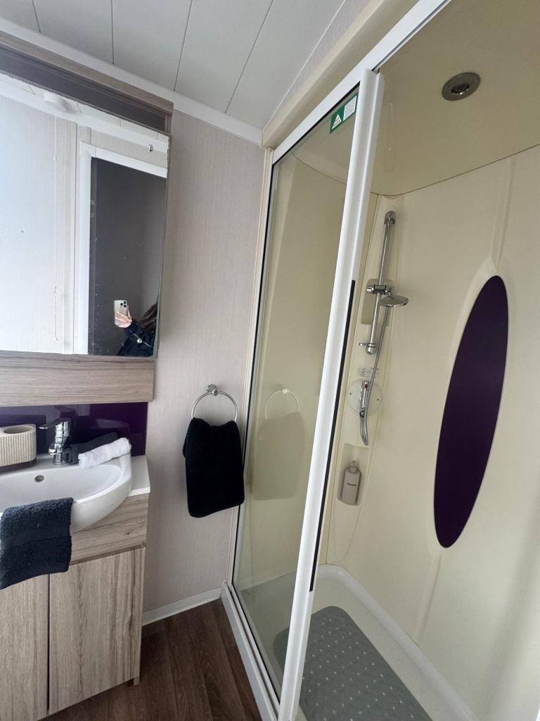 SOLD! JUST IN SITED STATIC CARAVAN FOR SALE | LYONS HOLIDAY PARKS | £5K DEPOSIT — photo 9