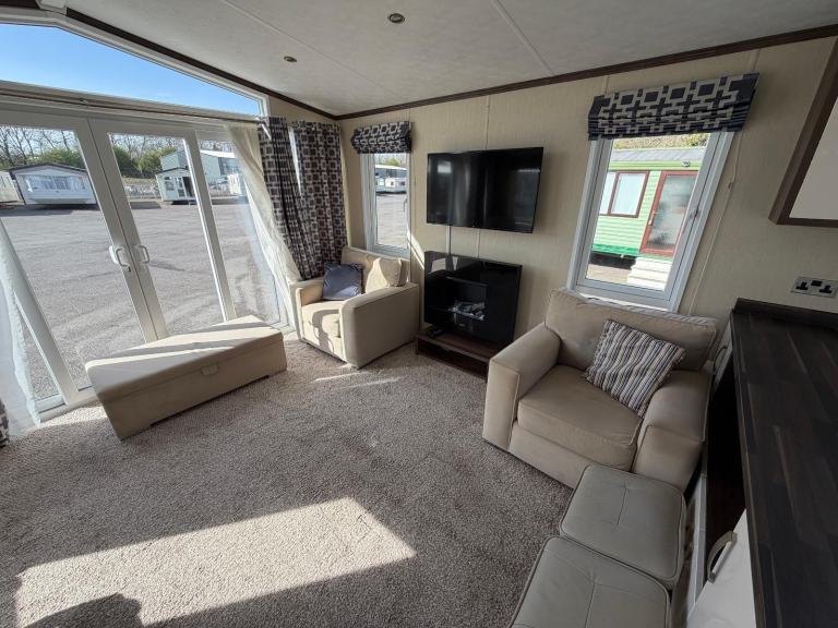 Static Caravan Pemberton Park lane 43x14 3bed DG/CH - Free UK Delivery — photo 4