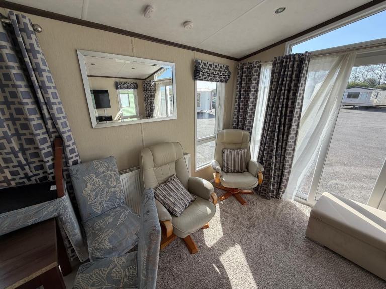 Static Caravan Pemberton Park lane 43x14 3bed DG/CH - Free UK Delivery — photo 5