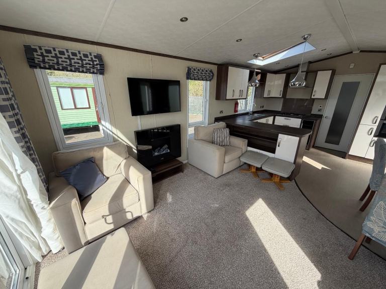 Static Caravan Pemberton Park lane 43x14 3bed DG/CH - Free UK Delivery — photo 6