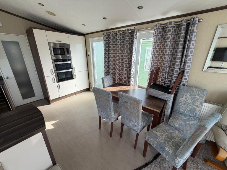 Static Caravan Pemberton Park lane 43x14 3bed DG/CH - Free UK Delivery — photo 9