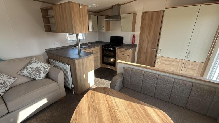 ABI OAKLEY 38X12 STATIC CARAVAN • 2 BED • OFF SITE SALE • 2 TOILETS • £20,000 — photo 9