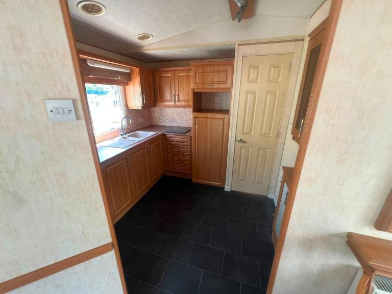 Static Caravan Willerby Bermuda 37x12 2bed DG/CH - Free UK Delivery — photo 8