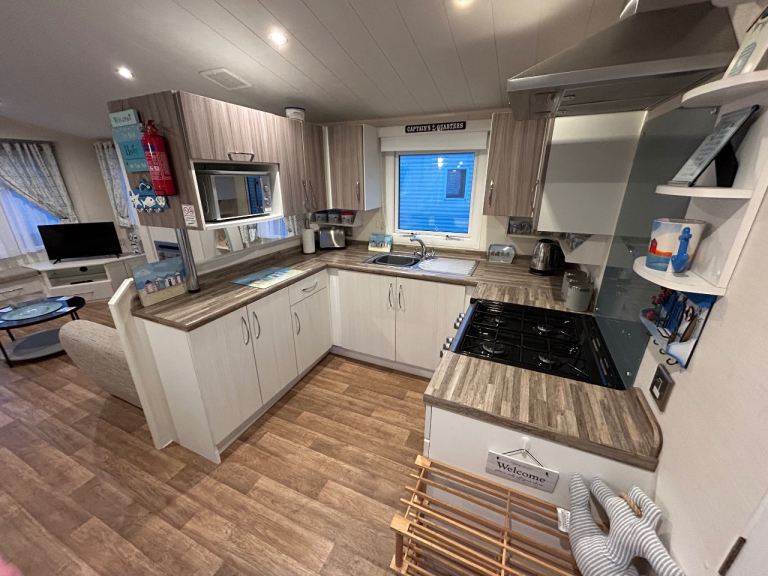 Beautiful 3 bedroom Static Caravan for Sale on Haven Hopton Site — photo 7