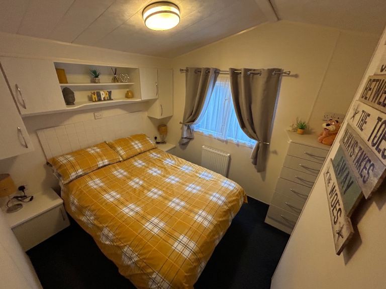 Beautiful 3 bedroom Static Caravan for Sale on Haven Hopton Site — photo 10