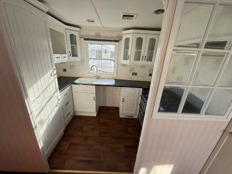 Static caravan Atlas Sherwood 37x12 2bed DG/CH - Free UK Delivery — photo 7