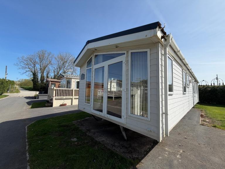 Static caravan Atlas Concept lodge for sale at Riverview Holiday Park LN4 4PZ.
