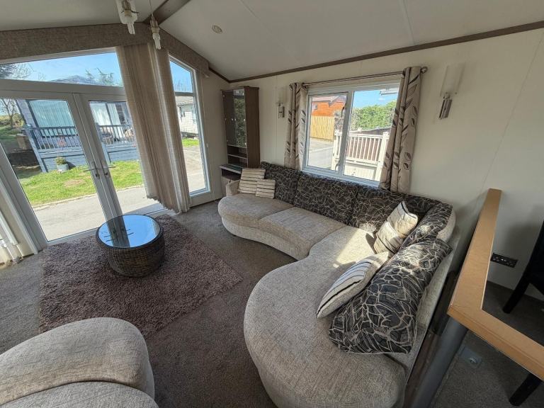 Static caravan Atlas Concept lodge for sale at Riverview Holiday Park LN4 4PZ. — photo 5