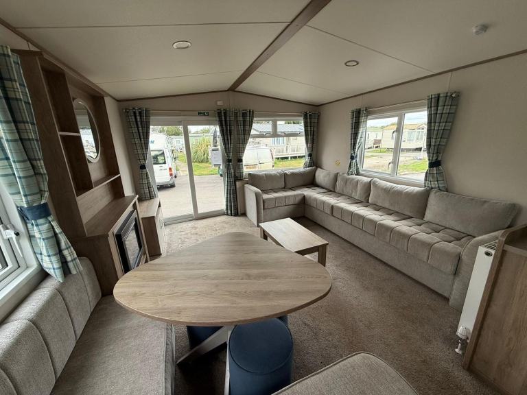 Static caravan Abi Keswick for sale at Riverview holiday park LN4 4PZ. — photo 4