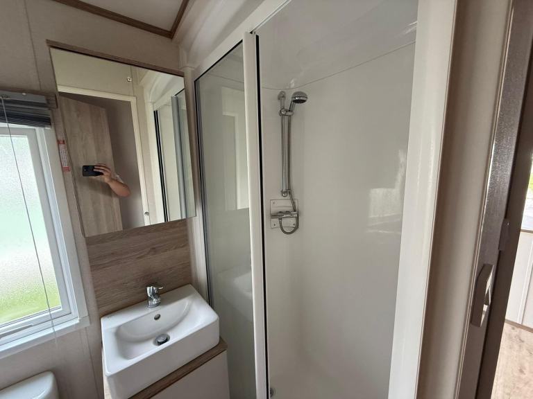 Static caravan Abi Keswick for sale at Riverview holiday park LN4 4PZ. — photo 10