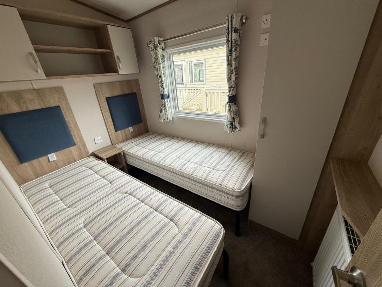 Static caravan Abi Keswick for sale at Riverview holiday park LN4 4PZ. — photo 11