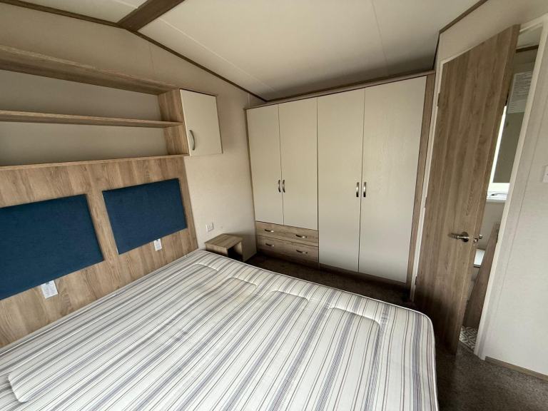 Static caravan Abi Keswick for sale at Riverview holiday park LN4 4PZ. — photo 13