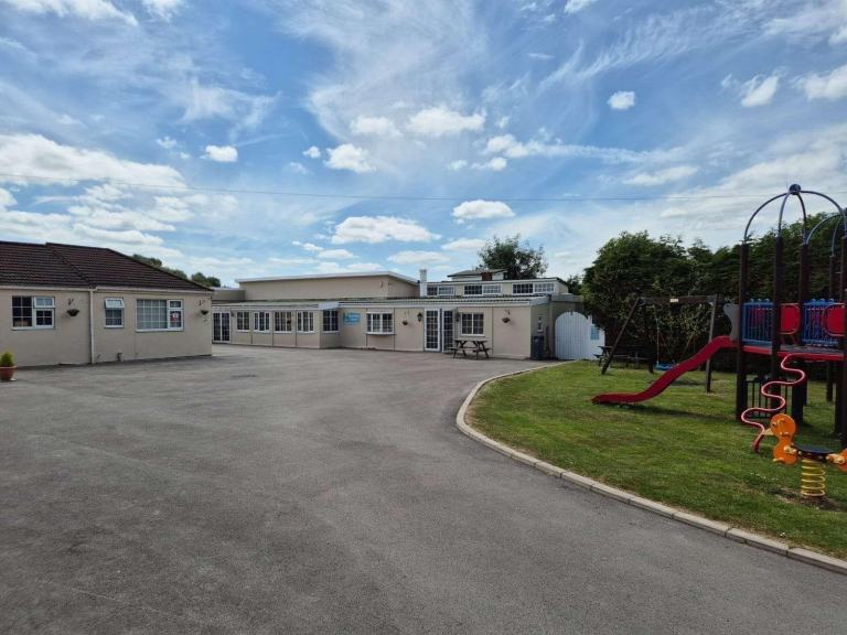 Static caravan Abi Keswick for sale at Riverview holiday park LN4 4PZ. — photo 22
