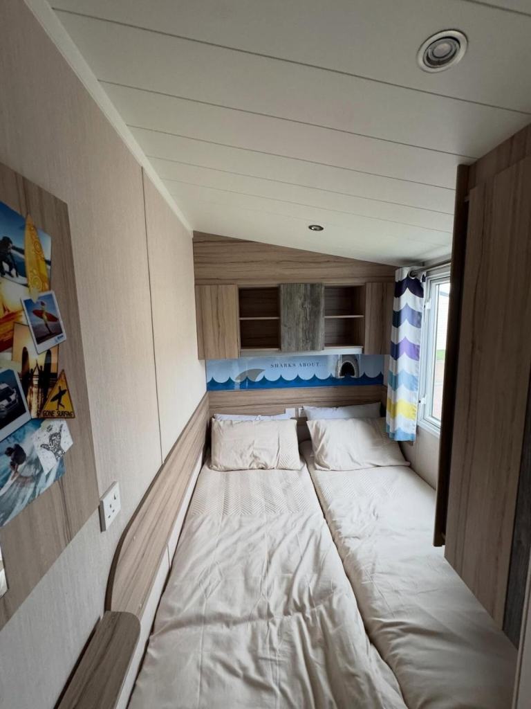 SITED STATIC CARAVAN FOR SALE BY THE COAST — photo 9