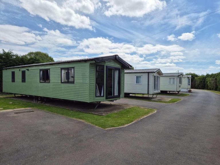 Static caravan Carnaby Cascade for sale at Riverview Holiday Park LN4 4PZ — photo 17