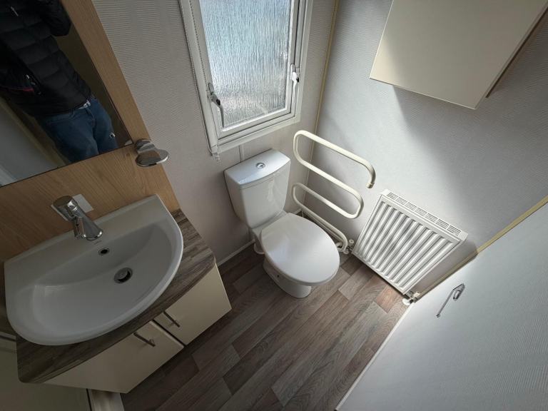 Static caravan Willerby Sierra 2014 model for sale at Riverview Holiday park LN4 — photo 12