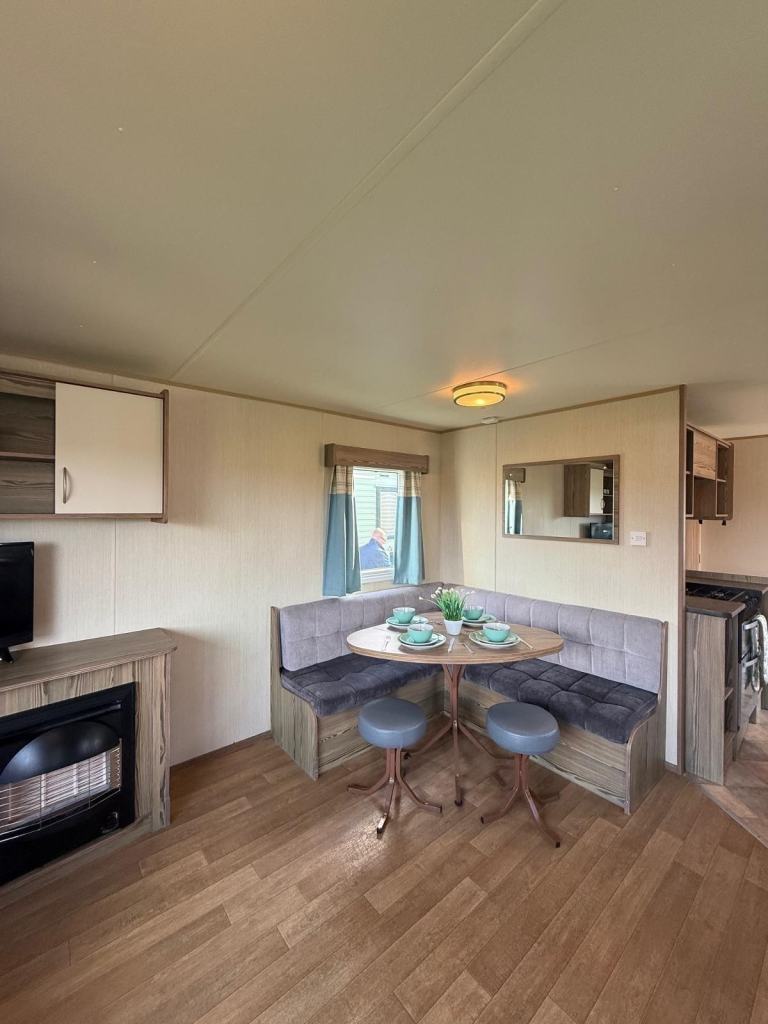 SITED STATIC CARAVAN FOR SALE — photo 2
