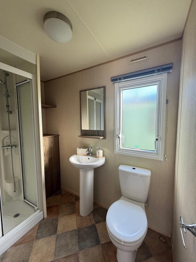 SITED STATIC CARAVAN FOR SALE — photo 4