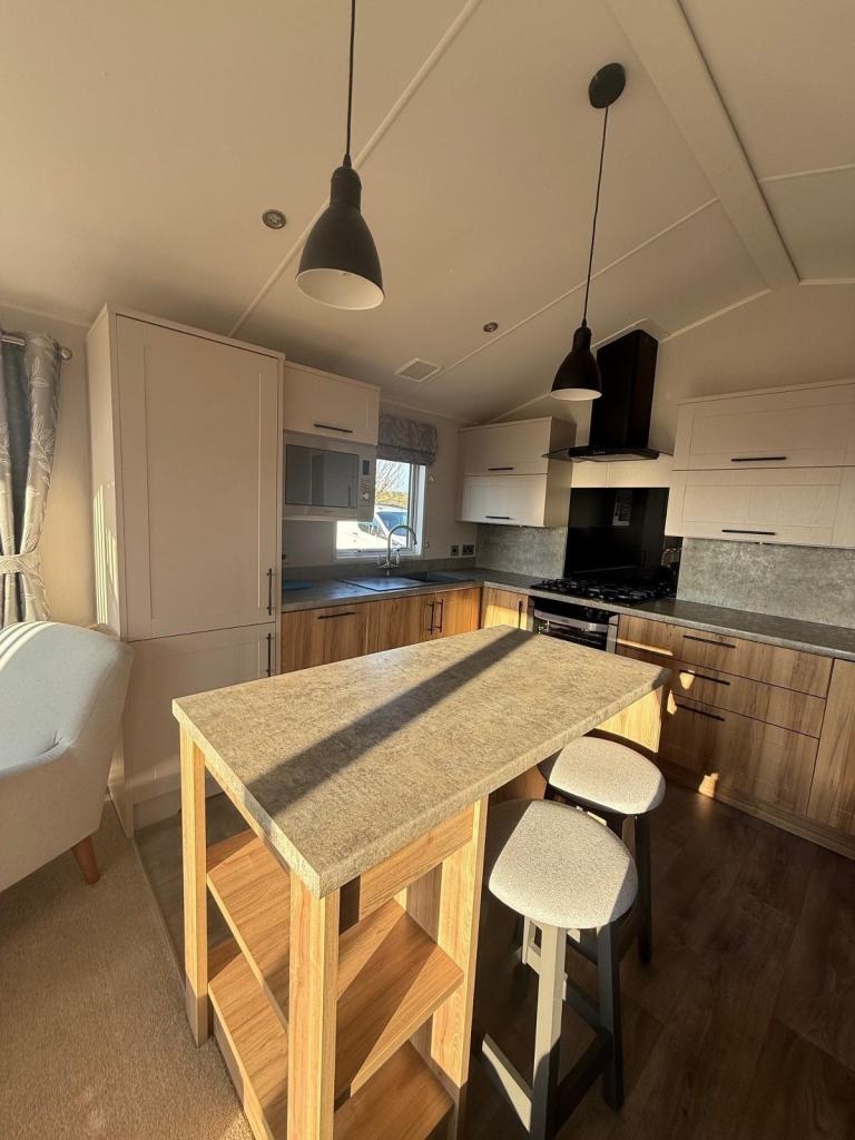 STATIC CARAVAN FOR SALE — photo 2