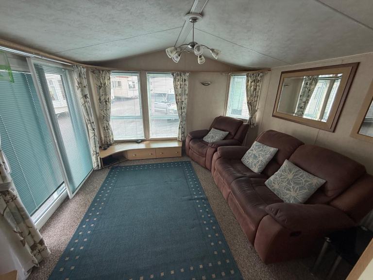Static caravan Willerby Evolution 39x13 2bed DG/CH - Free UK Delivery — photo 3
