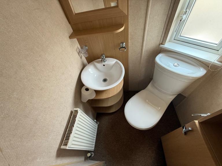 Static caravan Willerby Evolution 39x13 2bed DG/CH - Free UK Delivery — photo 16
