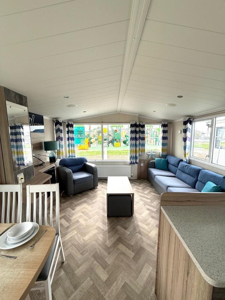 STATIC CARAVAN FOR SALE — photo 2
