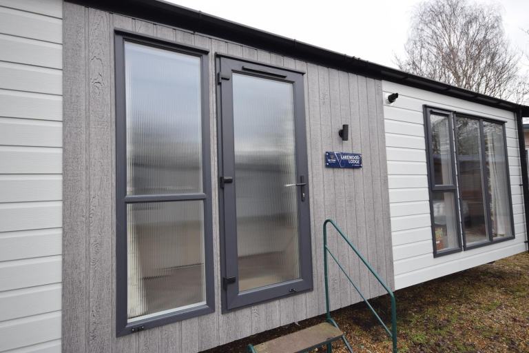 NEW Victory Lakewood Lodge BS3632 | 42x14 | Residential Mobile Home — photo 2