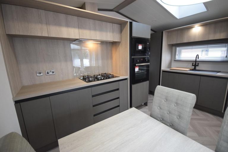 NEW Victory Lakewood Lodge BS3632 | 42x14 | Residential Mobile Home — photo 11