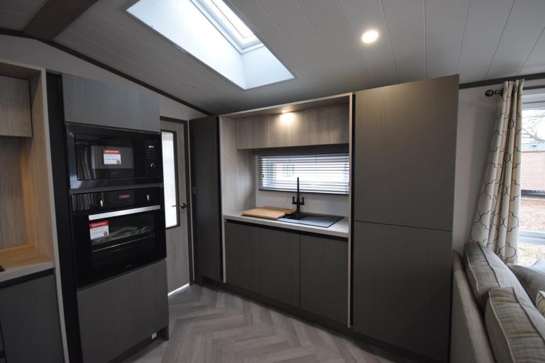 NEW Victory Lakewood Lodge BS3632 | 42x14 | Residential Mobile Home — photo 13
