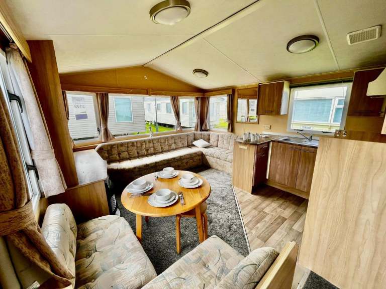 CHEAPEST STATIC CARAVAN, ON NO AGE LIMIT PARK. NORTH WALES, TOWYN. — photo 2