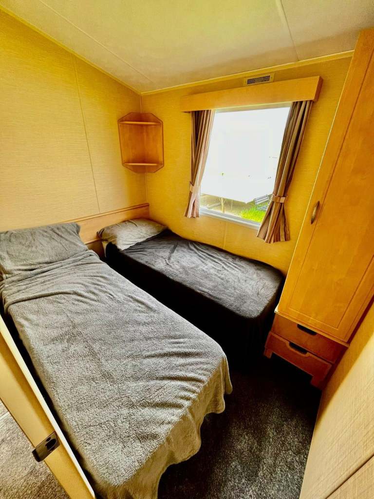 CHEAPEST STATIC CARAVAN, ON NO AGE LIMIT PARK. NORTH WALES, TOWYN. — photo 7