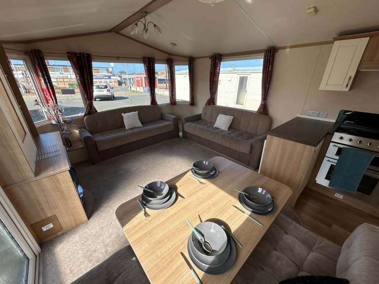 STUNNING STATIC CARAVAN, LONG SEASON, FREE 2024 SITE FEES, TOWYN NORTH WALES, NO — photo 2