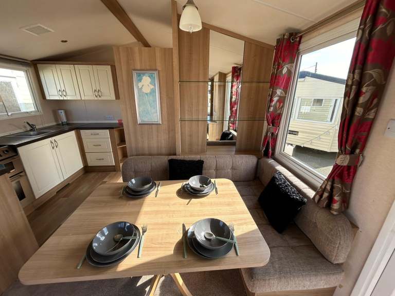 STUNNING STATIC CARAVAN, LONG SEASON, FREE 2024 SITE FEES, TOWYN NORTH WALES, NO — photo 6