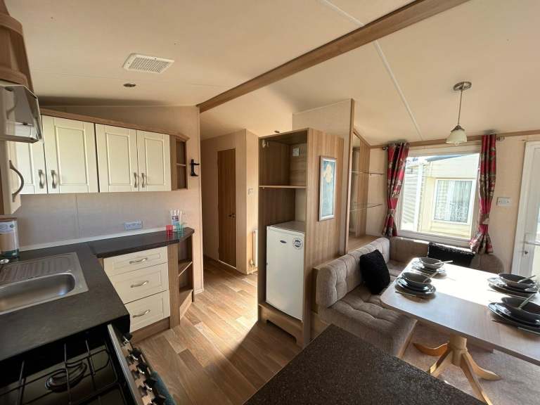 STUNNING STATIC CARAVAN, LONG SEASON, FREE 2024 SITE FEES, TOWYN NORTH WALES, NO — photo 7