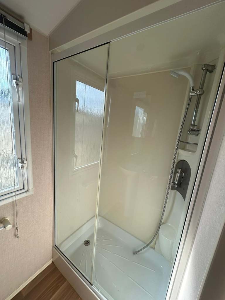 STUNNING STATIC CARAVAN, LONG SEASON, FREE 2024 SITE FEES, TOWYN NORTH WALES, NO — photo 10