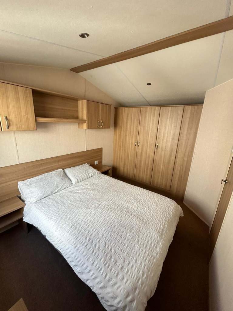 STUNNING STATIC CARAVAN, LONG SEASON, FREE 2024 SITE FEES, TOWYN NORTH WALES, NO — photo 12