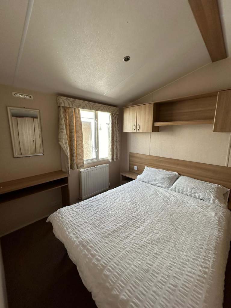 STUNNING STATIC CARAVAN, LONG SEASON, FREE 2024 SITE FEES, TOWYN NORTH WALES, NO — photo 13