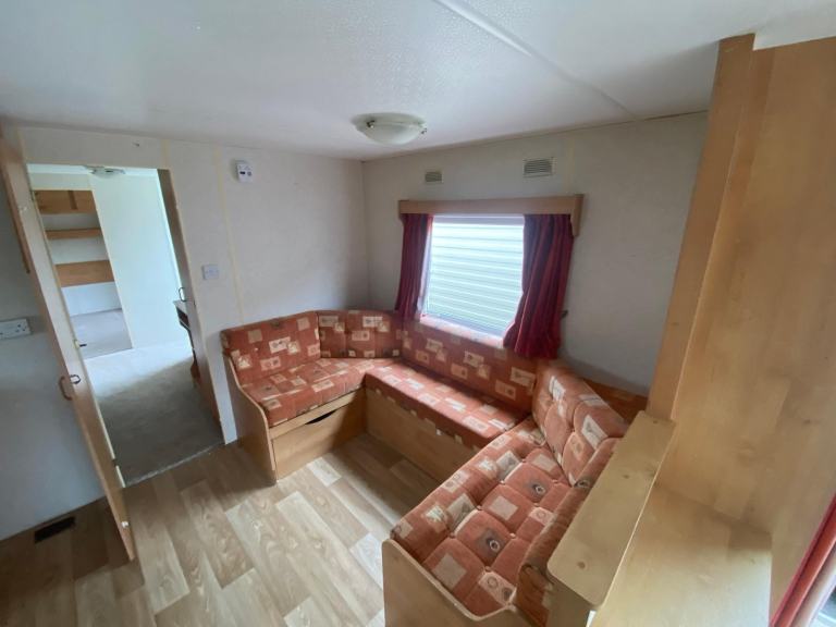 2 Bed Static Caravan 35x12 - New Carpet - Off Site - Self Build, Private Land — photo 8