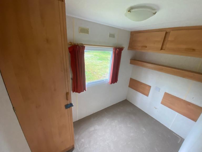 2 Bed Static Caravan 35x12 - New Carpet - Off Site - Self Build, Private Land — photo 15