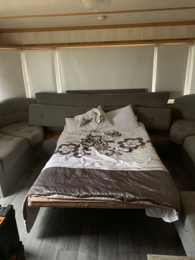 Willerby Granada 35x12 static caravan — photo 4