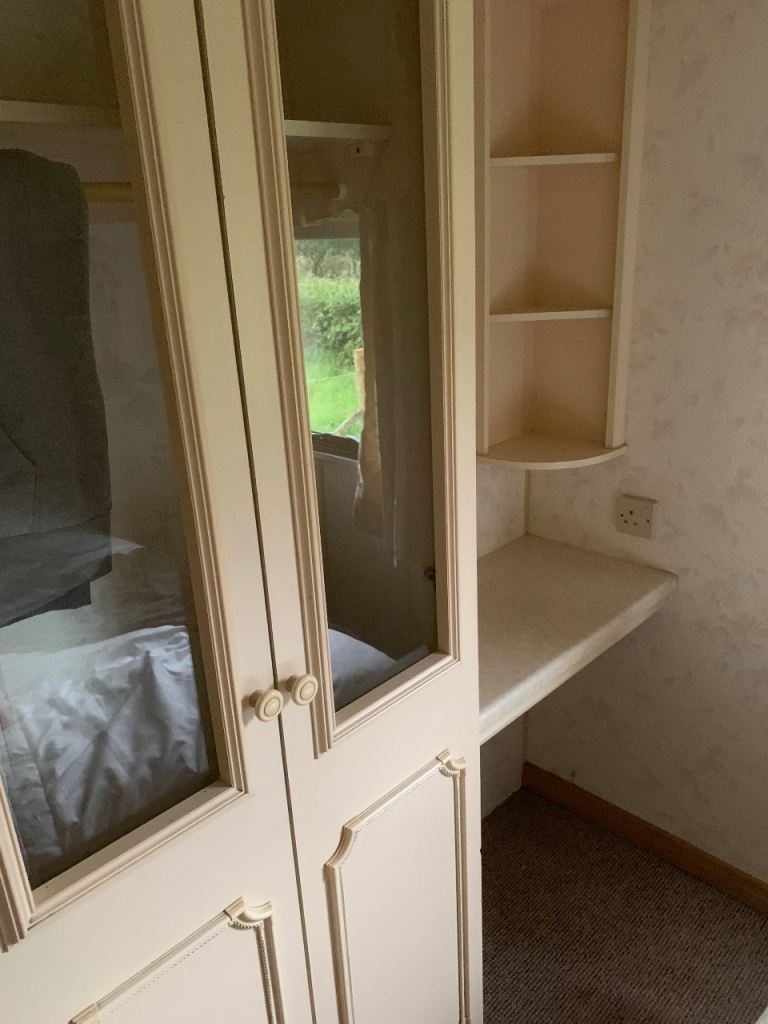 Willerby Granada 35x12 static caravan — photo 9