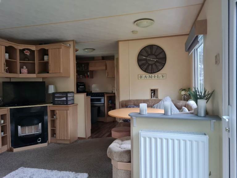 ABI SUNRISE 2009 Static Caravan for sale sited at Grondre Holiday Park Narberth — photo 3