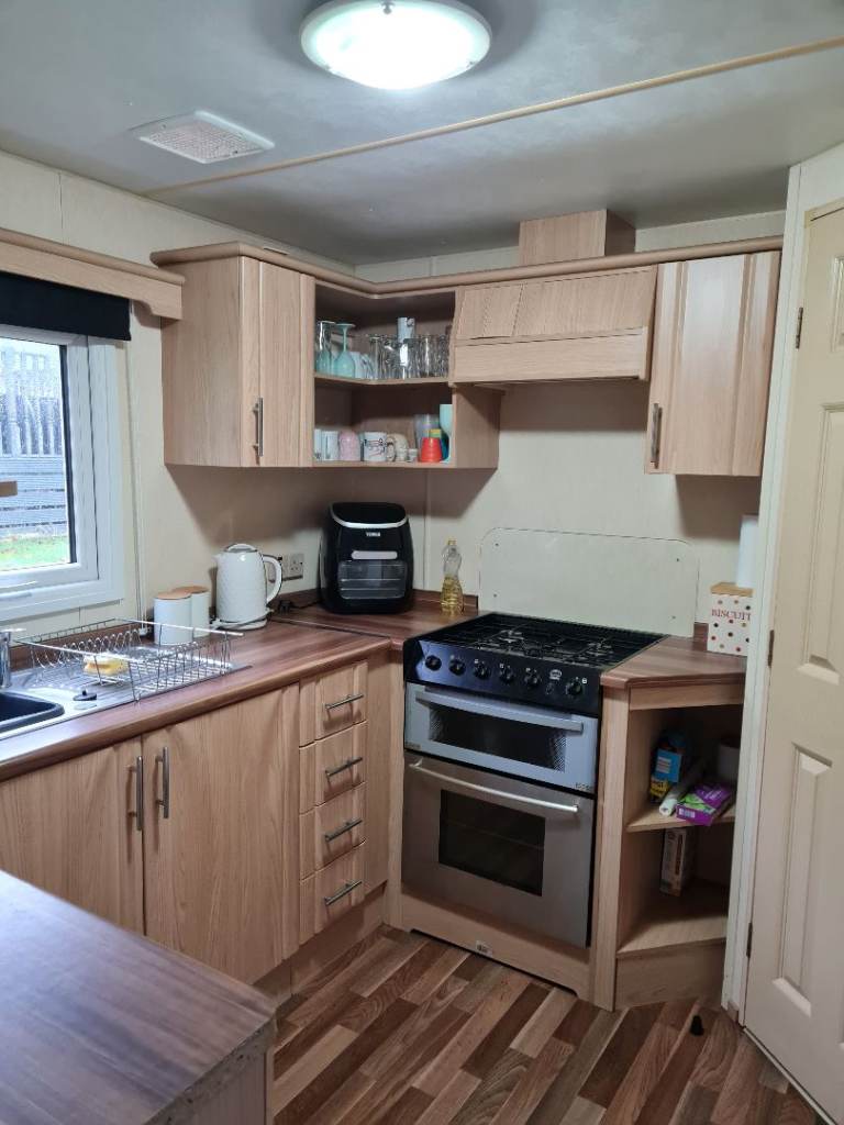 ABI SUNRISE 2009 Static Caravan for sale sited at Grondre Holiday Park Narberth — photo 8