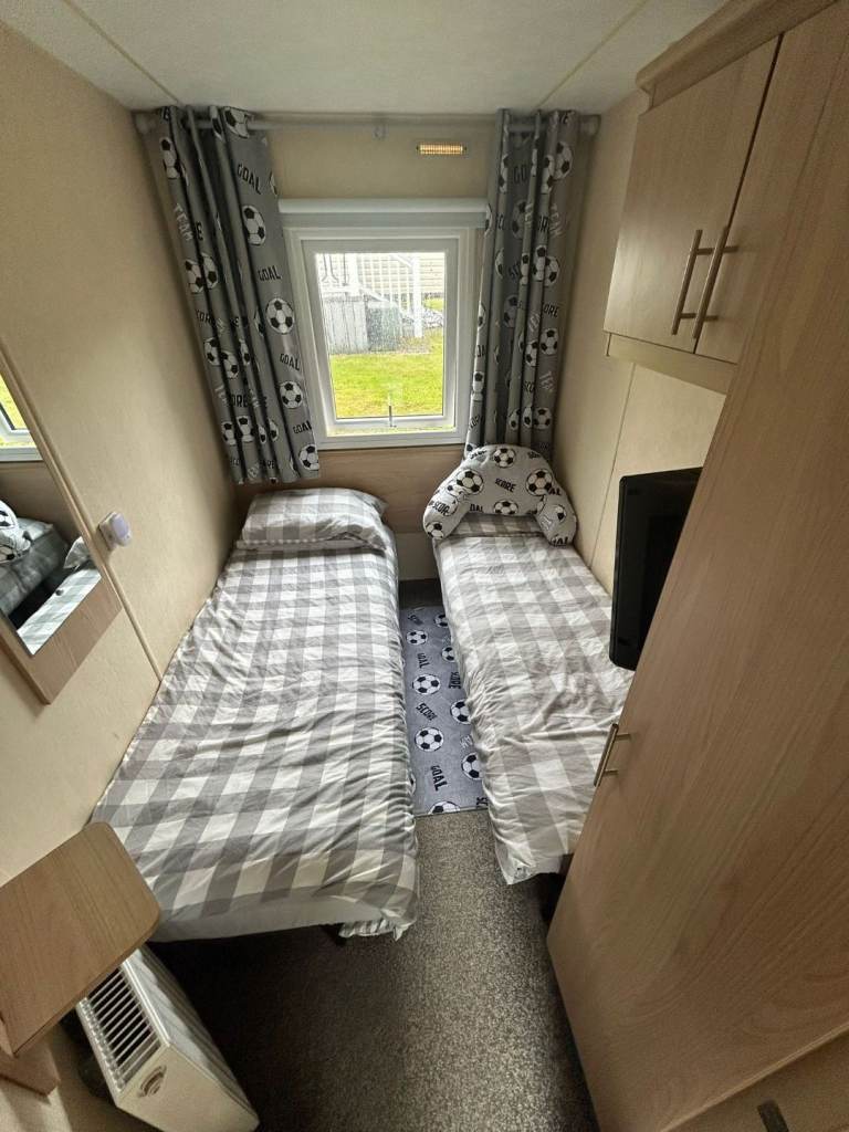 ABI SUNRISE 2009 Static Caravan for sale sited at Grondre Holiday Park Narberth — photo 14