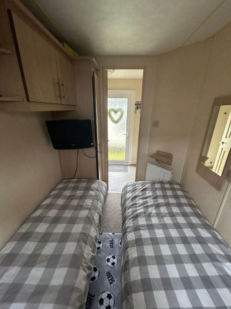 ABI SUNRISE 2009 Static Caravan for sale sited at Grondre Holiday Park Narberth — photo 18
