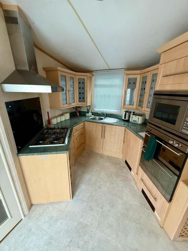 CHEAP OFFER ON HOLIDAY HOME WITH CENTRAL HEATING + DECKING!! — photo 4