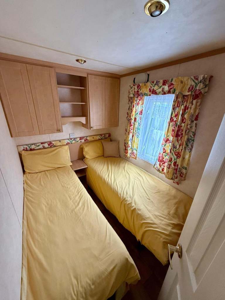 CHEAP OFFER ON HOLIDAY HOME WITH CENTRAL HEATING + DECKING!! — photo 9