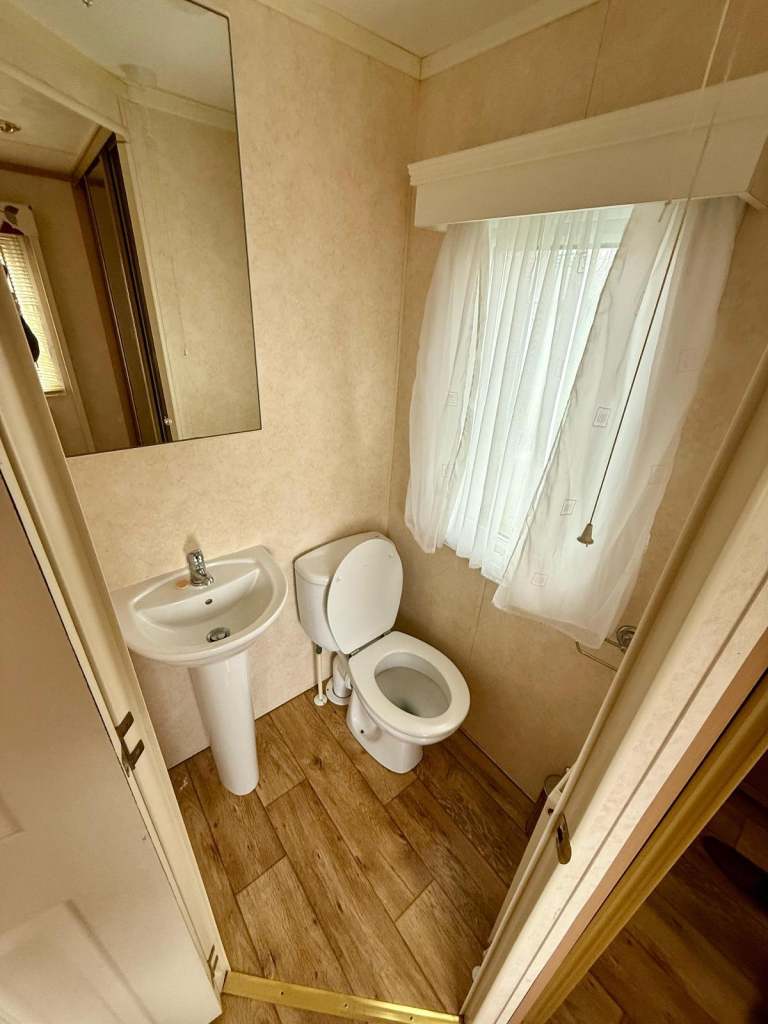 CHEAP OFFER ON HOLIDAY HOME WITH CENTRAL HEATING + DECKING!! — photo 13