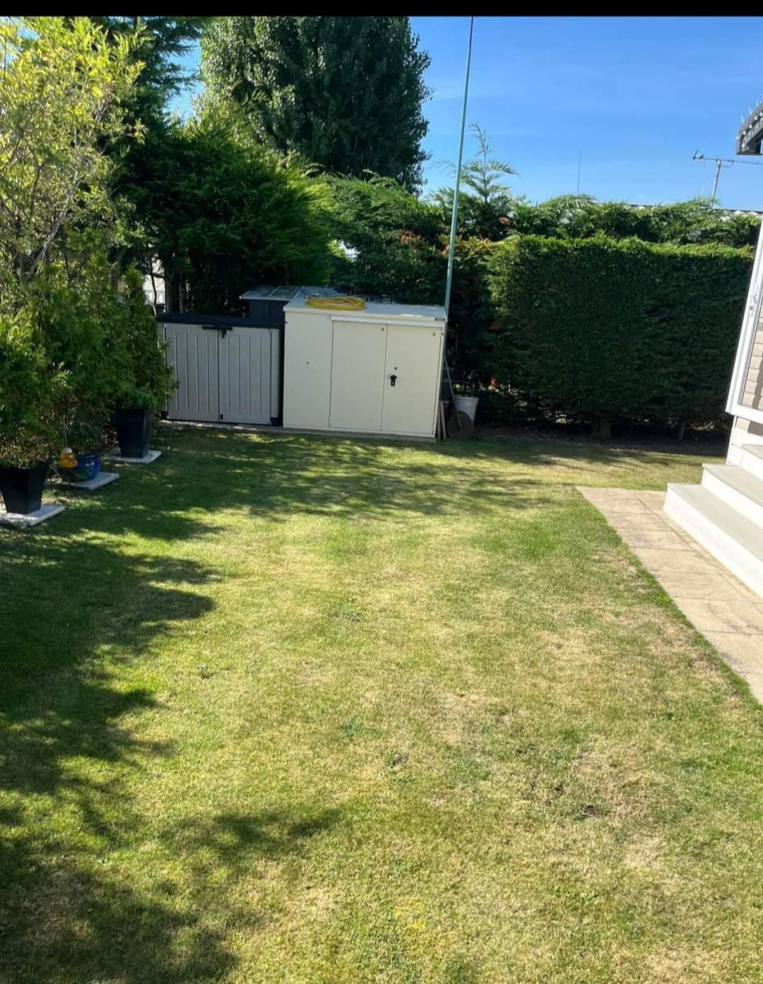 Swift Margaux 38ft by 12ft, 2 bed, 6 berth, static caravan, excellent condition as new. Waldegraves holiday park Essex. — photo 5
